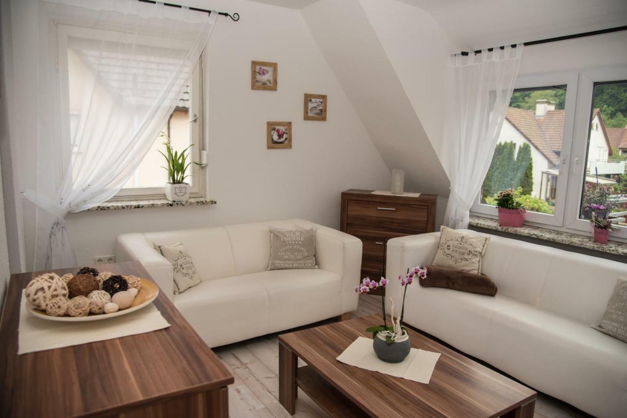 Ferienwohnung "Hirsch Huesli" Schopfheim Luaran gambar