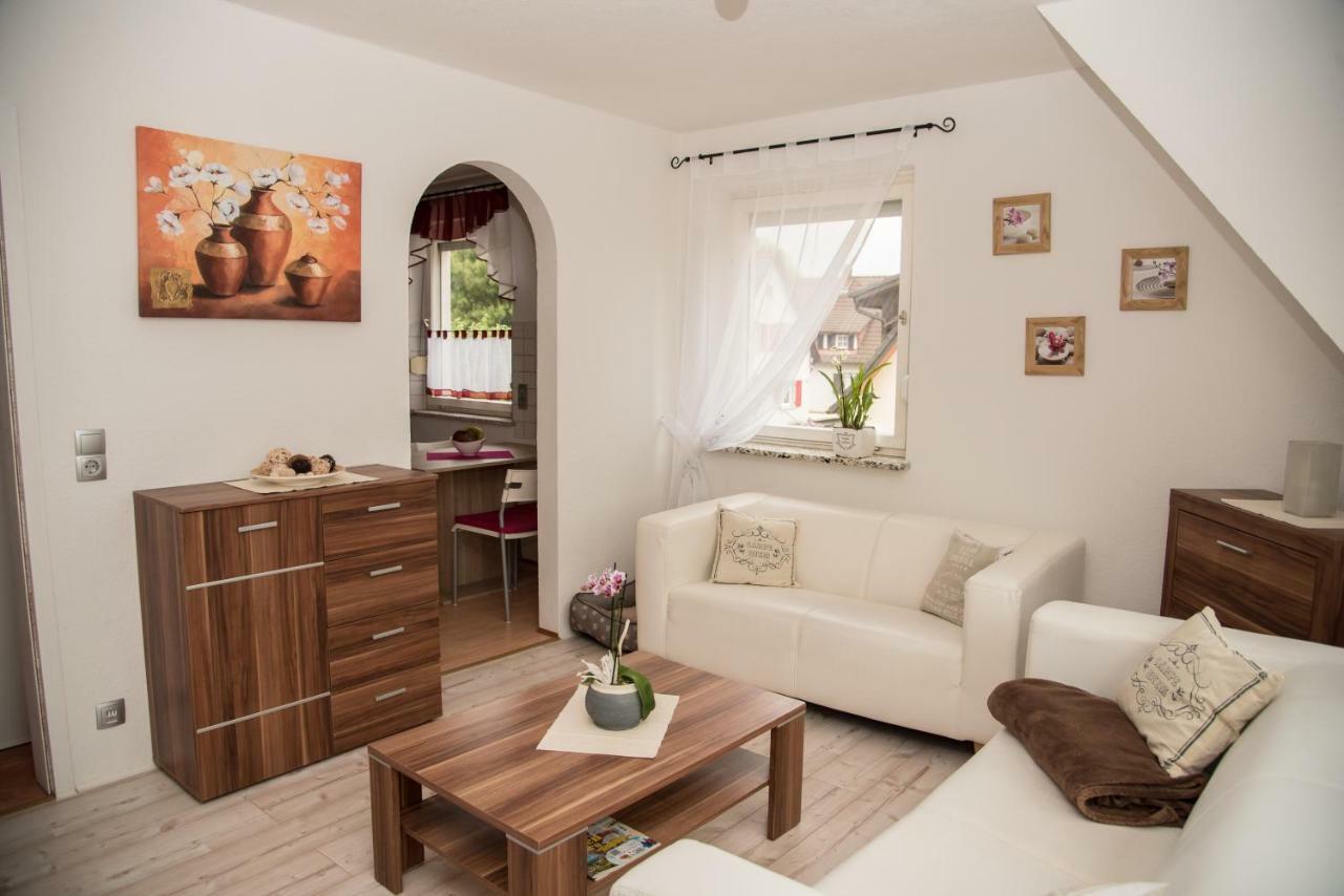 Ferienwohnung "Hirsch Huesli" Schopfheim Luaran gambar