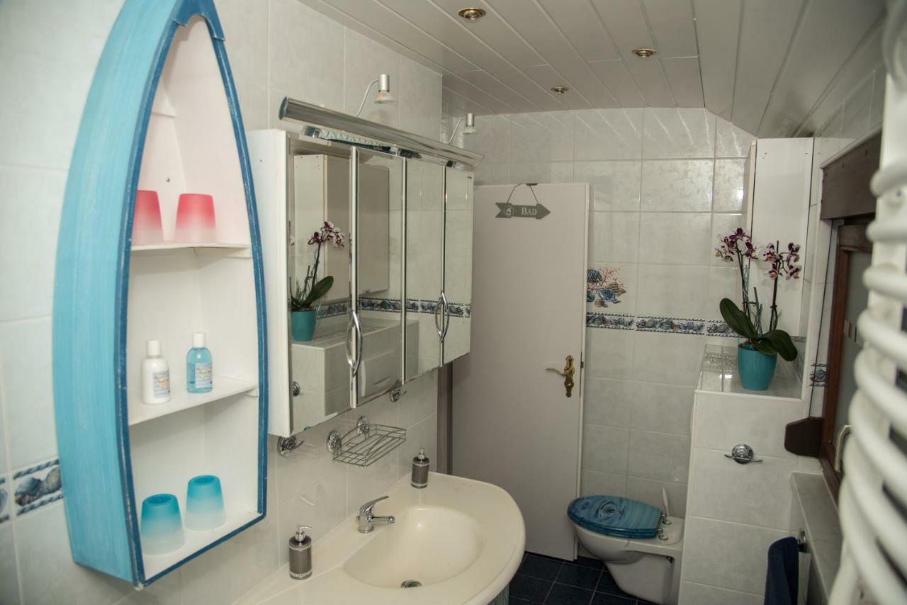 Ferienwohnung "Hirsch Huesli" Schopfheim Luaran gambar